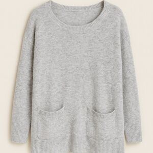 Abercrombie Super Soft Two-Pocket Sweater | Size M